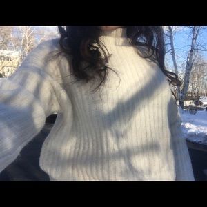 Forever 21 | White Oversized Turtleneck Sweater